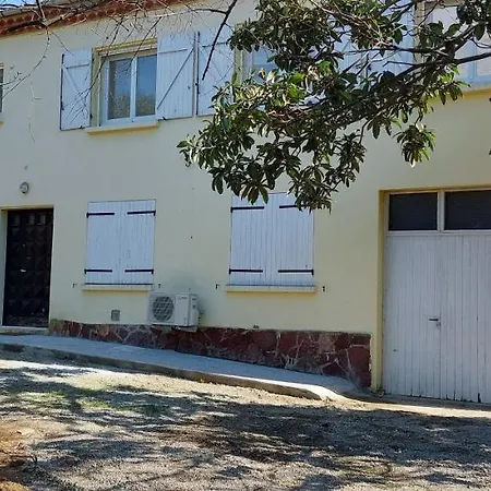 Maison Sur 2000m² D'espace Vert.