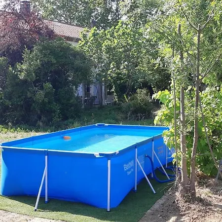 Semesterbostad Maison Sur 2000m² D'espace Vert. *