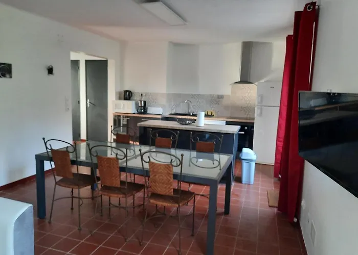 Maison Sur 2000m² D'espace Vert. Feriehus